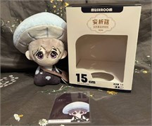 Плюшевая кукла 